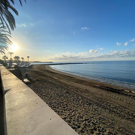 Marbella Beachfront Edificio Mayoral Primera Linea De Playa Y Centro Ciudad Con Barco Opcional Bagian luar foto